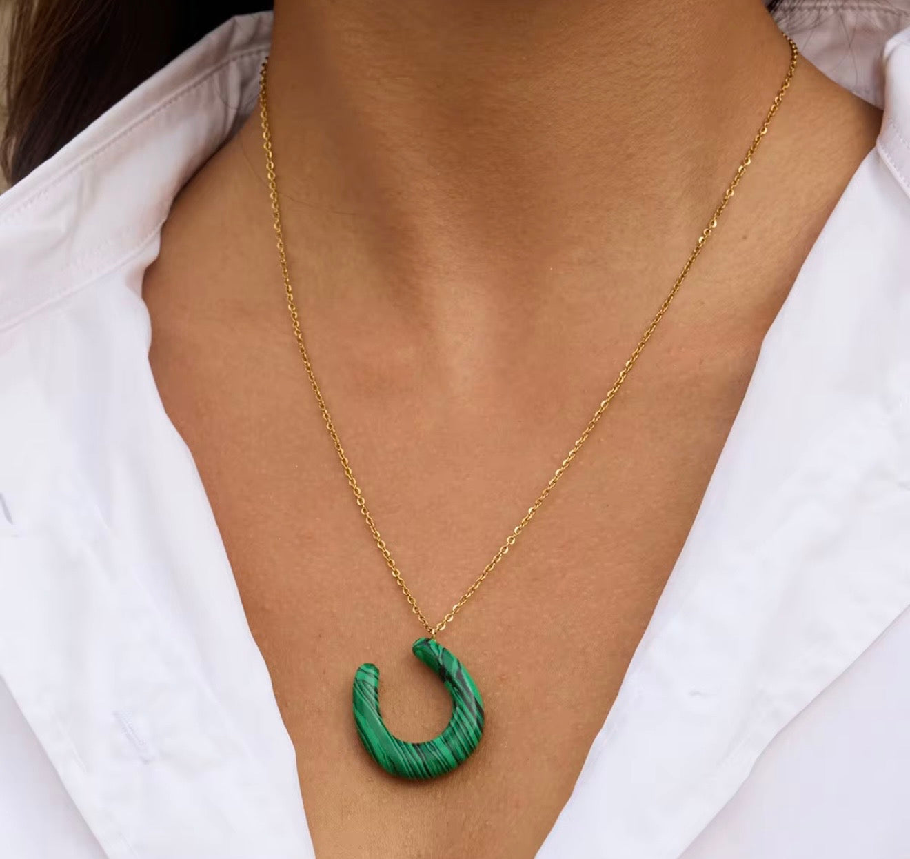 Horseshoe Necklace