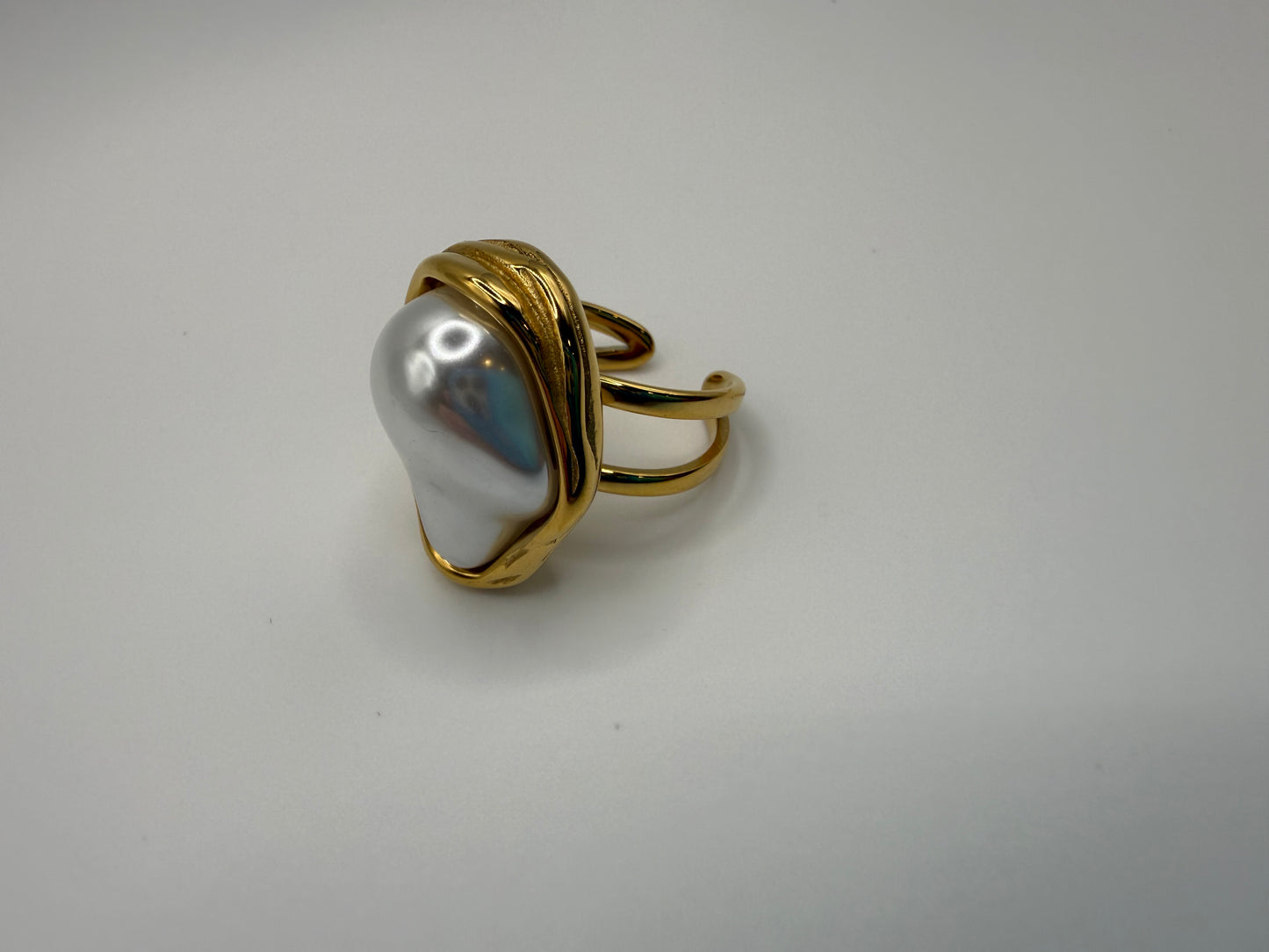 Chunky Pearl Ring