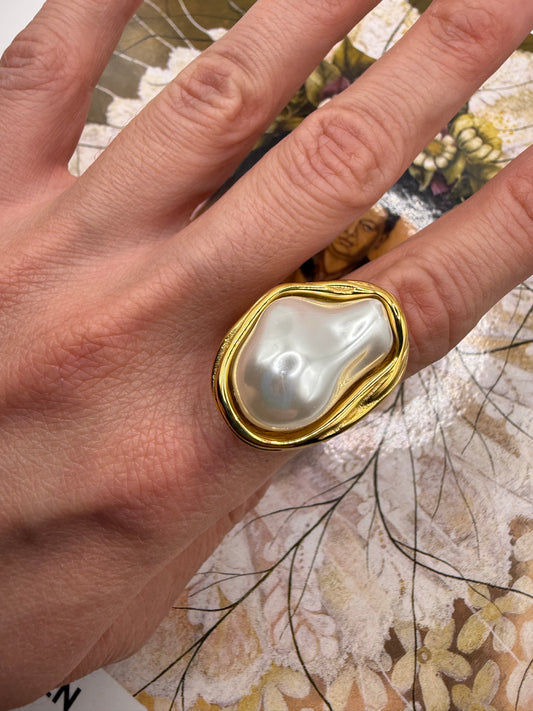 Chunky Pearl Ring