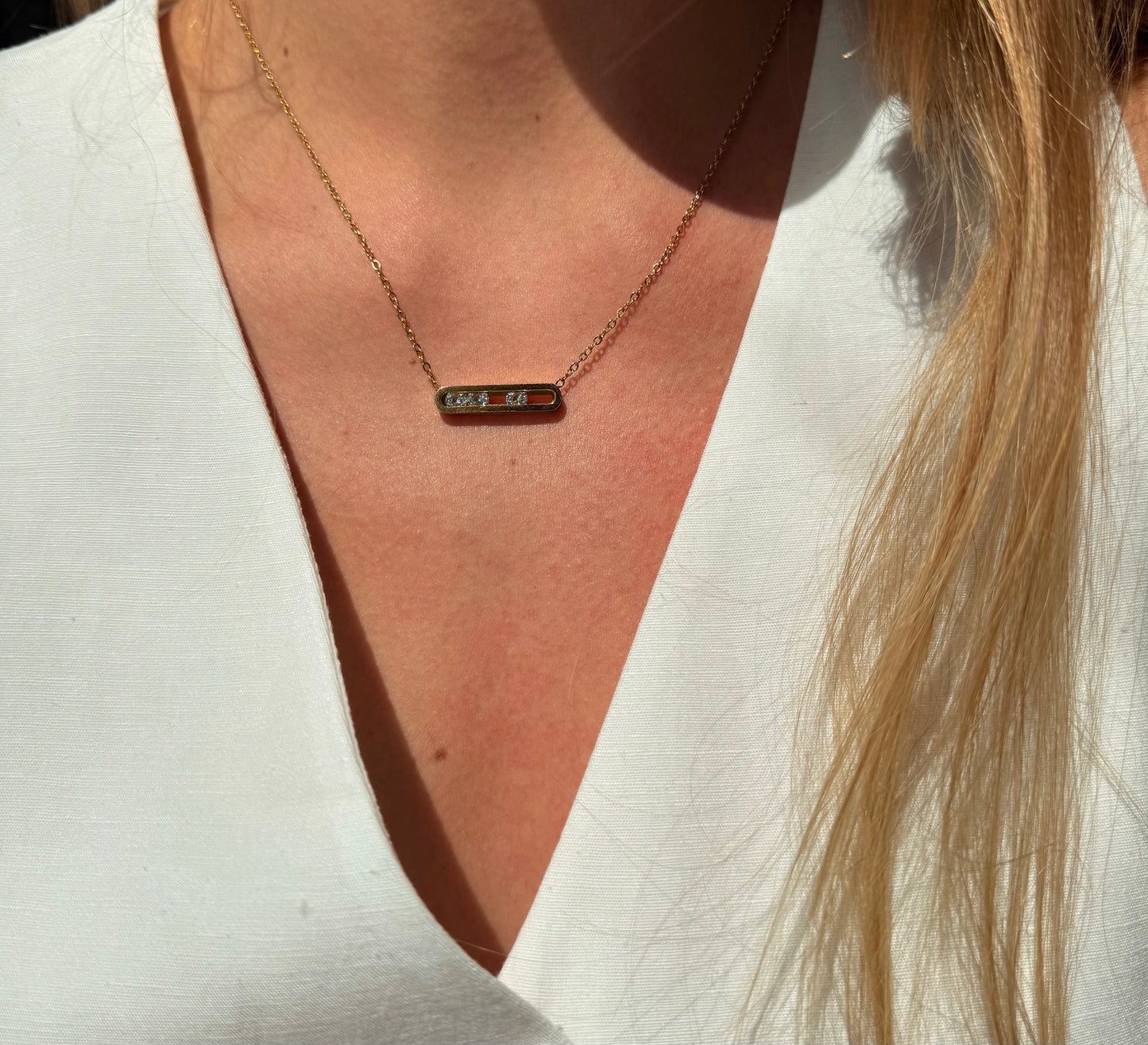 Floating Rhinestone Square Necklace